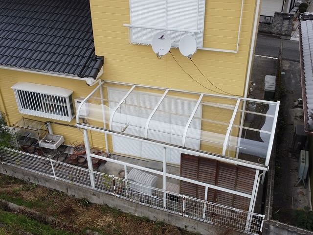 ポリカーボネートのテラス屋根